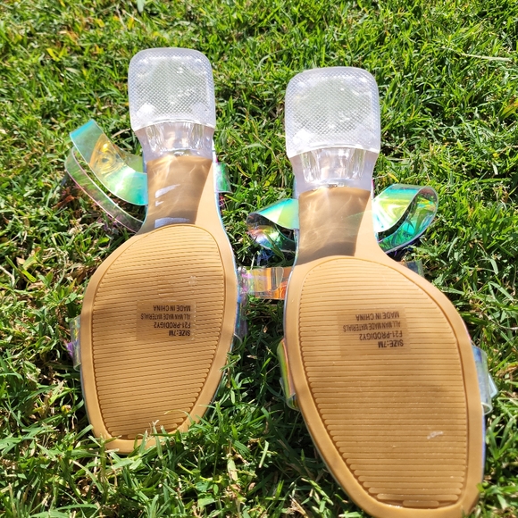 Forever 21 Strappy Prismatic Heels, Size 7 NWOT - Picture 3 of 11